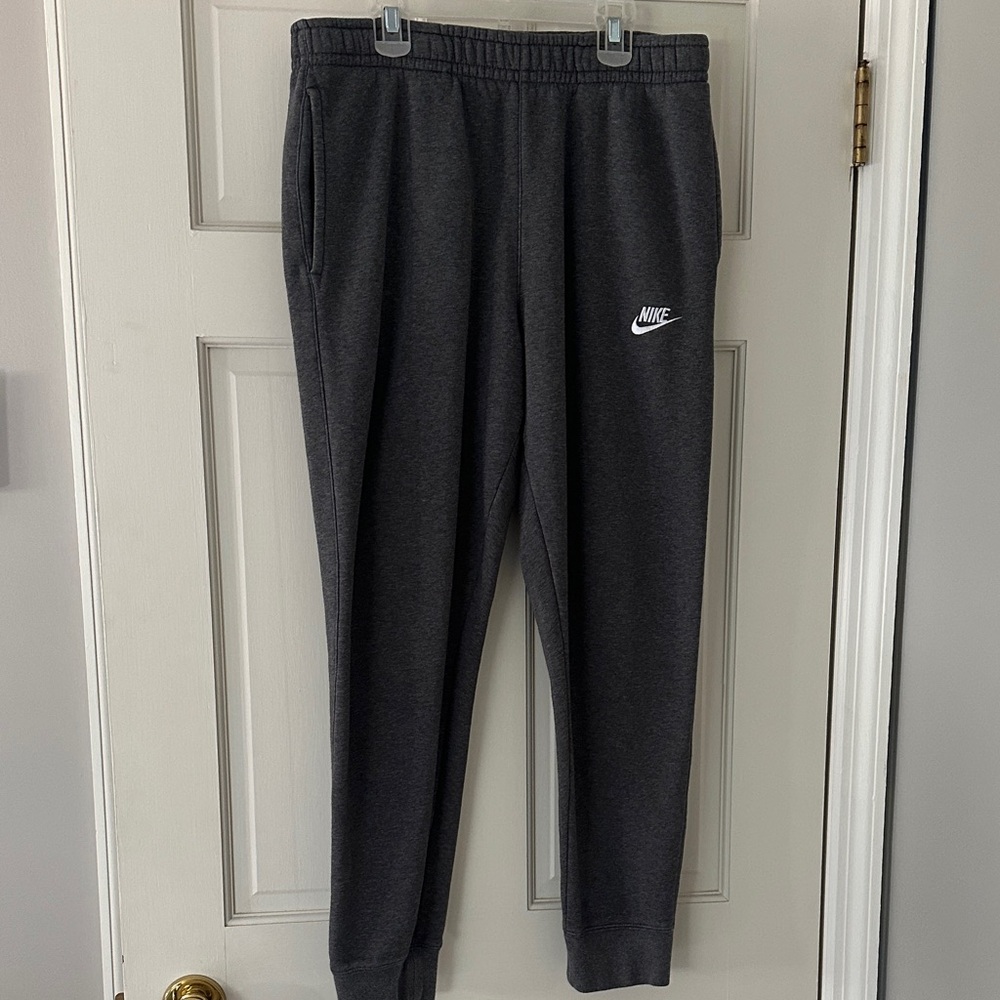 Nike Men’s Dark Gray Joggers